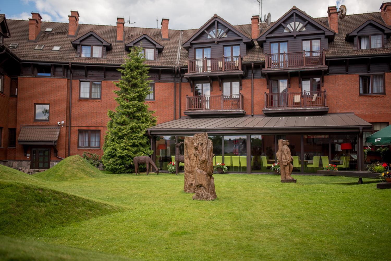 Hotel Żubrówka Spa&Wellness Białowieża Exterior foto