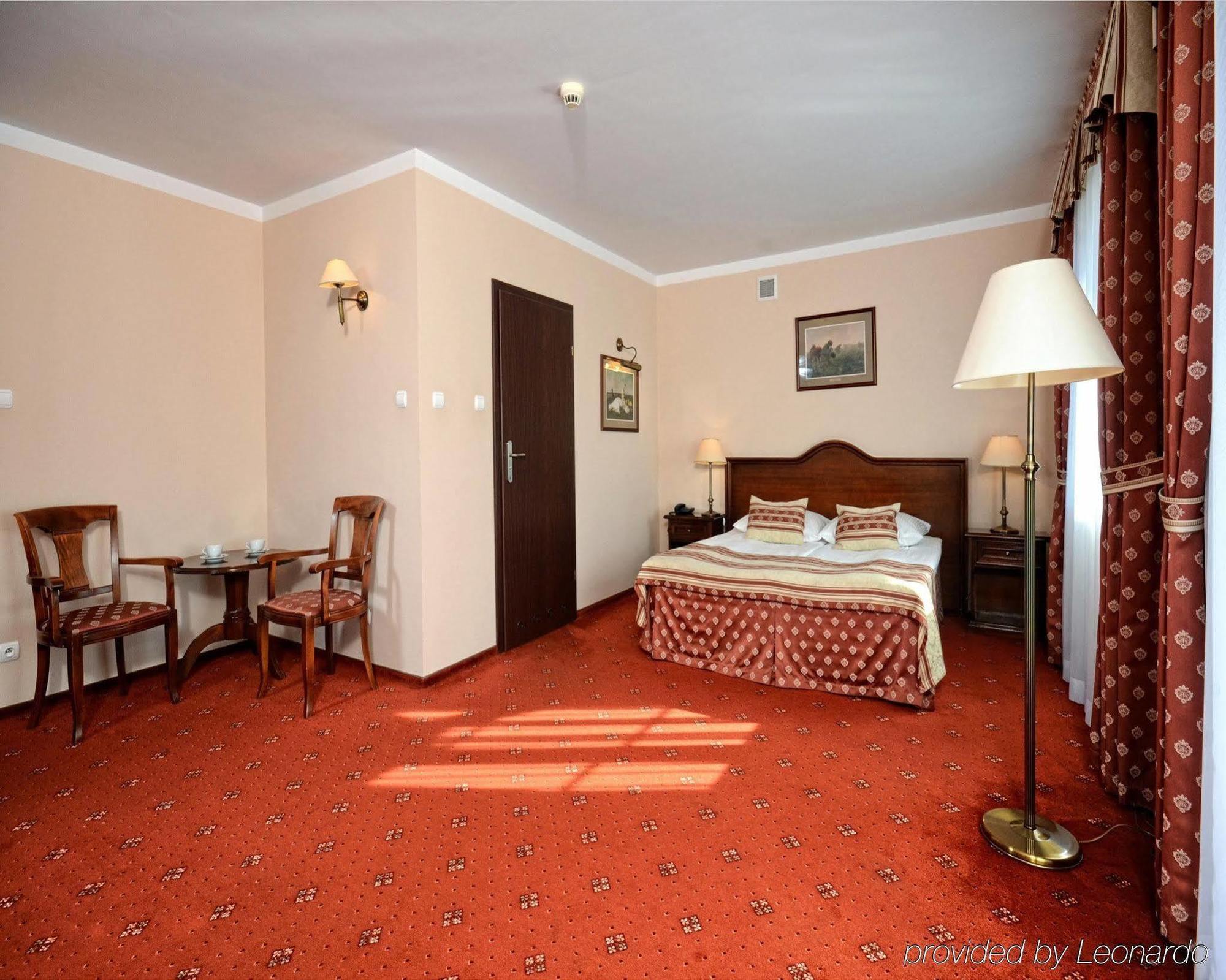 Hotel Żubrówka Spa&Wellness Białowieża Exterior foto